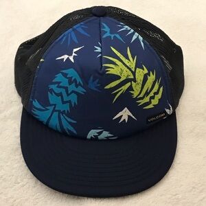 Volcom Adjustable SnapBack Mesh Youth Beach Cap